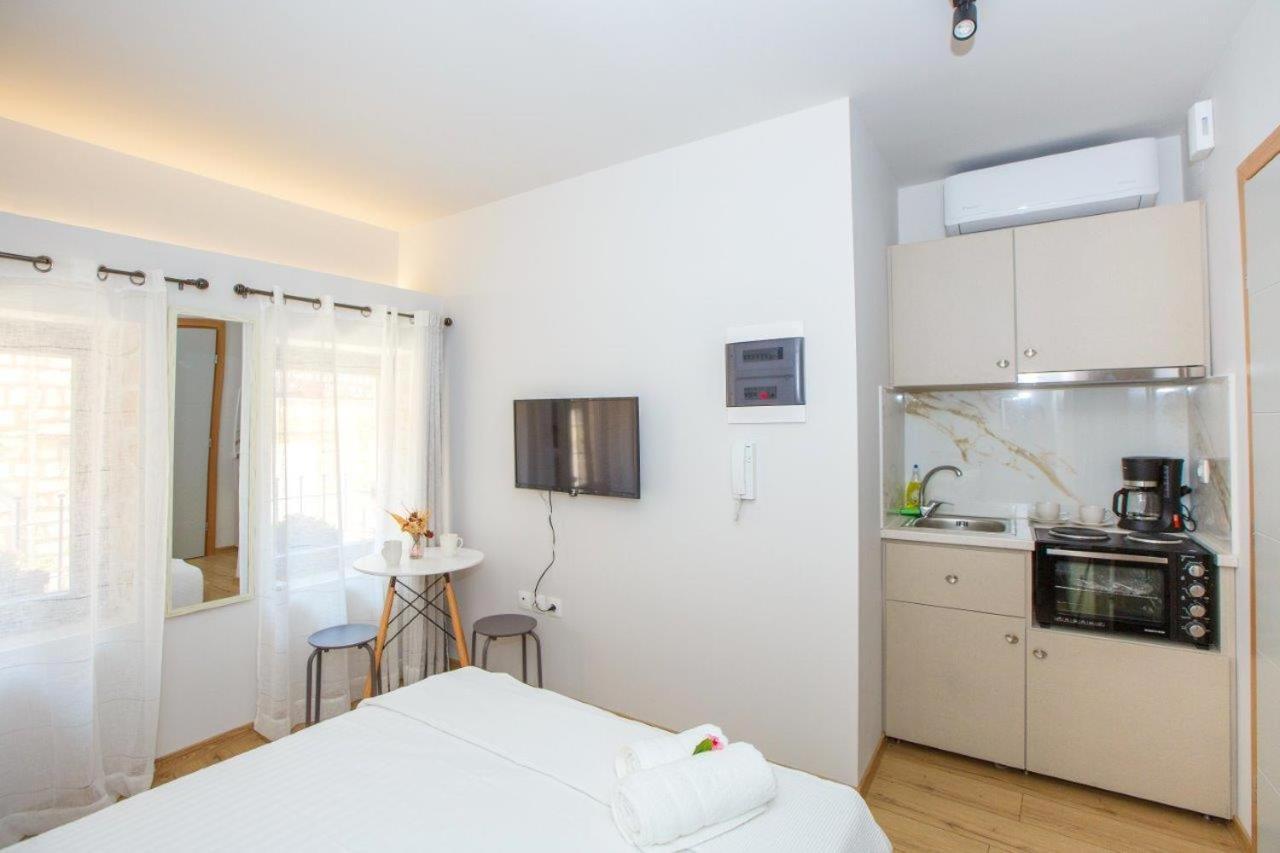 Οniro Comfort Living Янина Экстерьер фото